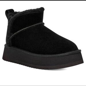 Koolaburra by UGG Black Mini Platform Boots Cozy Winter Shoes
